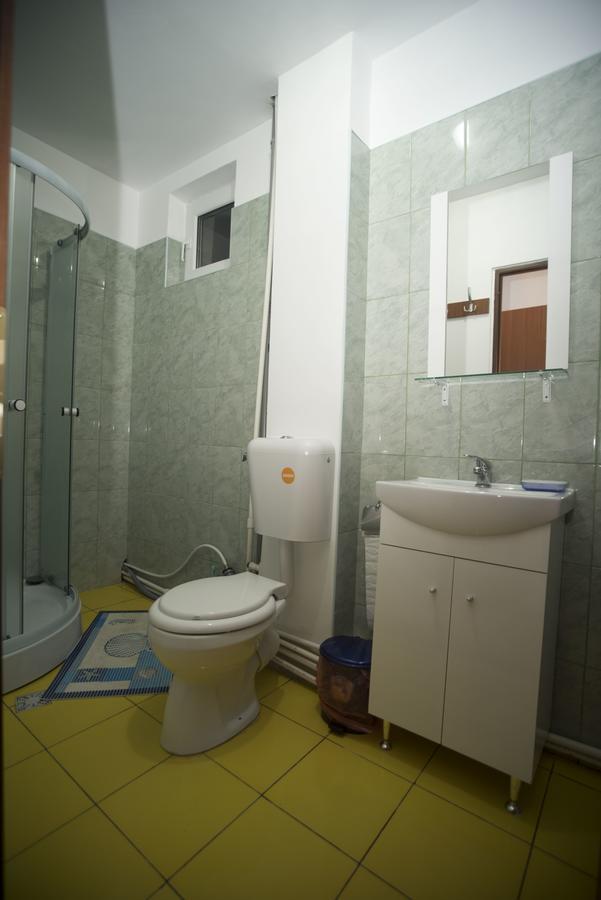 Hostel Ruxandra Fokszany Zewnętrze zdjęcie