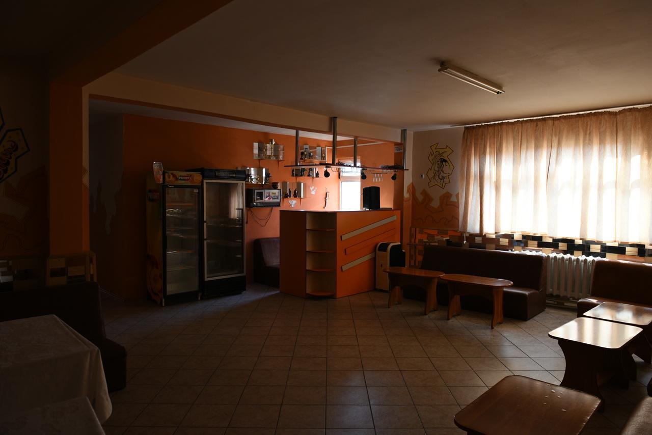 Hostel Ruxandra Fokszany Zewnętrze zdjęcie